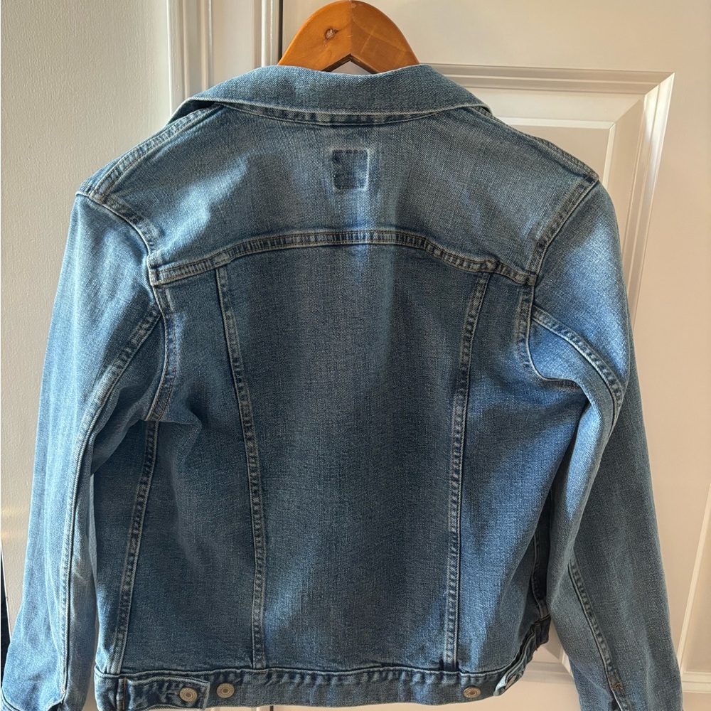 Gap Women’s Jean Jacket